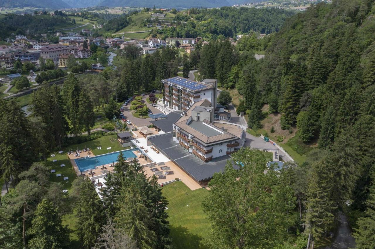 Grand Hotel Terme Di Comano Комано-Терме Екстер'єр фото
